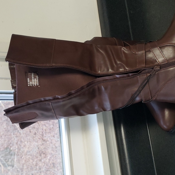 Dark Brown Arizona Boots - Picture 6 of 7